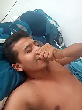 NoxSeduce online show from February 8, 6:55 pm