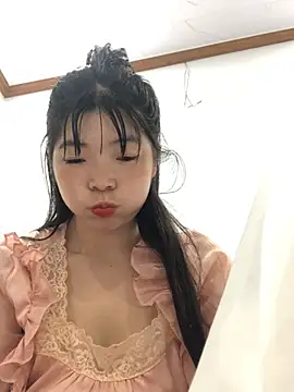 cuty lusy online show from March 14, 3:45 am