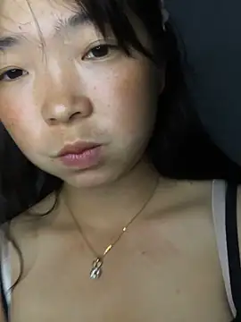 cuty lusy online show from June 9, 1:39 am