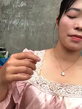 cuty lusy online show from June 11, 2:53 am