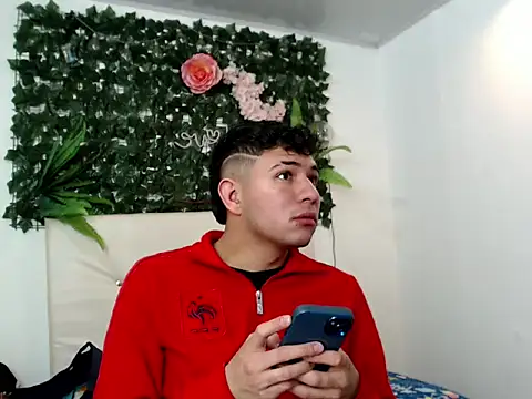 camilosmithh online show from February 10, 2:21 pm