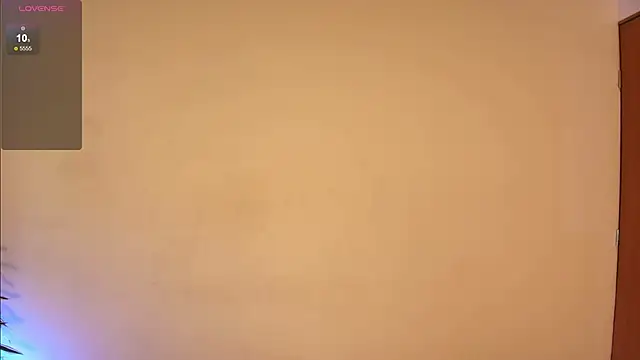 Caroline Smit online show from March 19, 1:04 pm