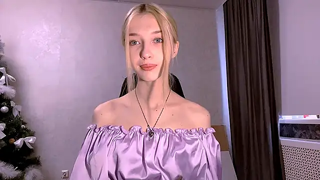 TaliCaan online show from February 9, 9:02 am