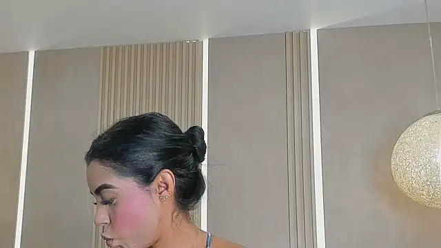 eva lain online show from June 6, 12:21 pm