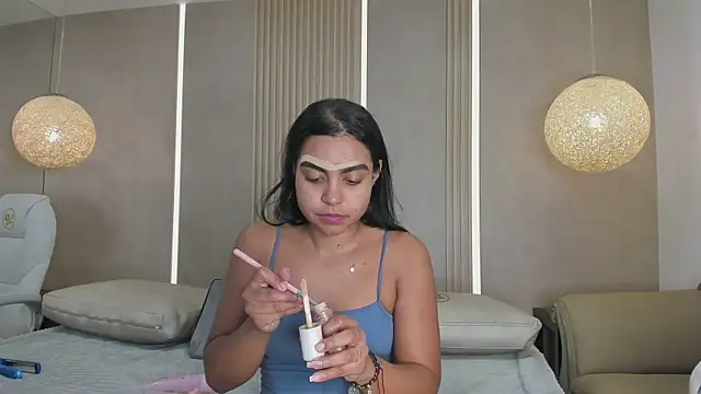 eva lain online show from June 13, 12:25 pm