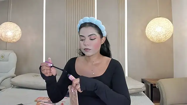 eva lain online show from July 20, 12:07 pm
