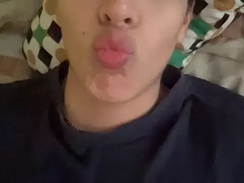 Frodo271 online show from February 8, 4:21 pm