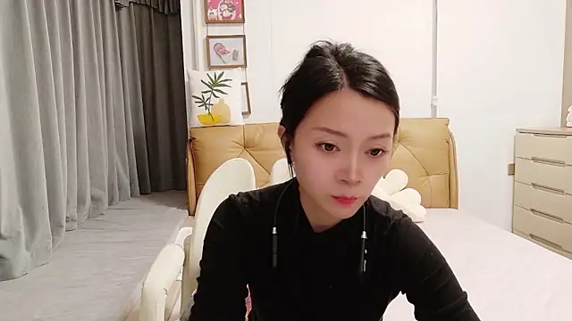 Snapshot of xiaojie_jie chatting on May 8, 2:11 pm xiaojie jie online show from May 8, 2:11 pm