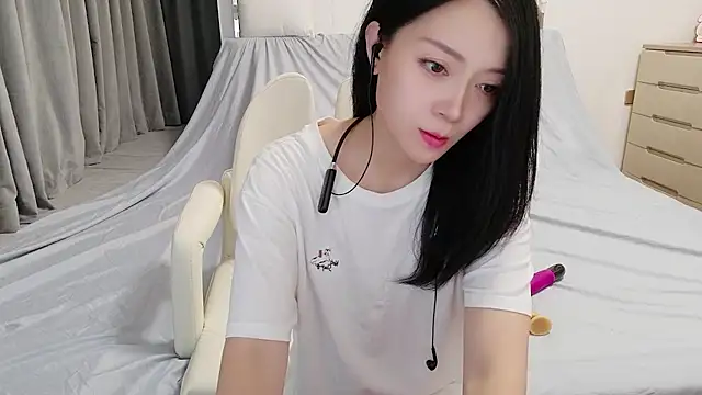 Snapshot of xiaojie_jie chatting on July 23, 4:05 pm xiaojie jie online show from July 23, 4:05 pm