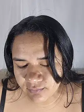 Snapshot of lumi_bellx chatting on June 24, 4:55 am lumi bellx online show from June 24, 4:55 am