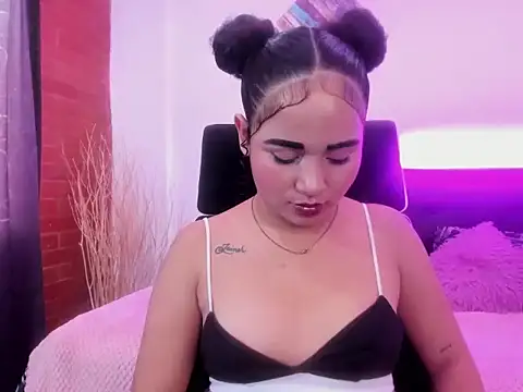 Snapshot of _zara_rosse chatting on February 26, 9:47 pm zara rosse online show from February 26, 9:47 pm