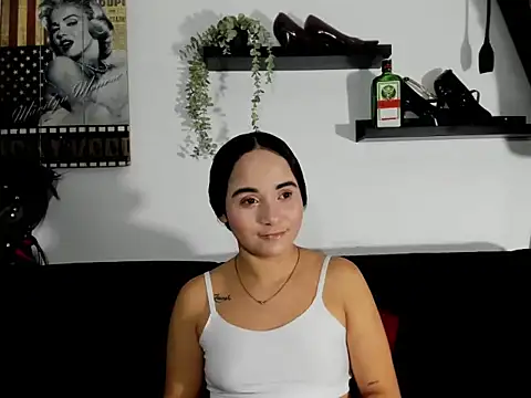 Snapshot of _zara_rosse chatting on April 12, 9:09 pm zara rosse online show from April 12, 9:09 pm