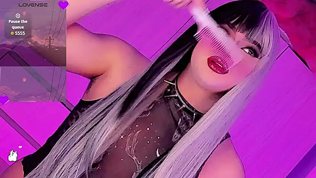 Danna xz online show from July 13, 7:05 pm