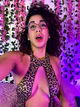 Woo isDaphne online show from February 26, 12:53 am