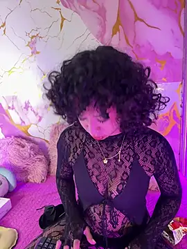 Woo isDaphne online show from July 11, 11:28 pm