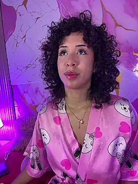 Woo isDaphne online show from July 12, 11:07 pm