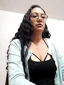 Snapshot of Salma-sweet chatting on March 14, 2:50 am Salma-sweet online show from March 14, 2:50 am