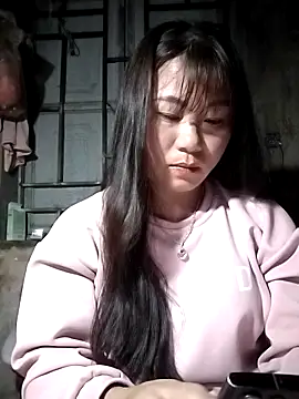 girl-bad102 online show from February 9, 5:17 pm