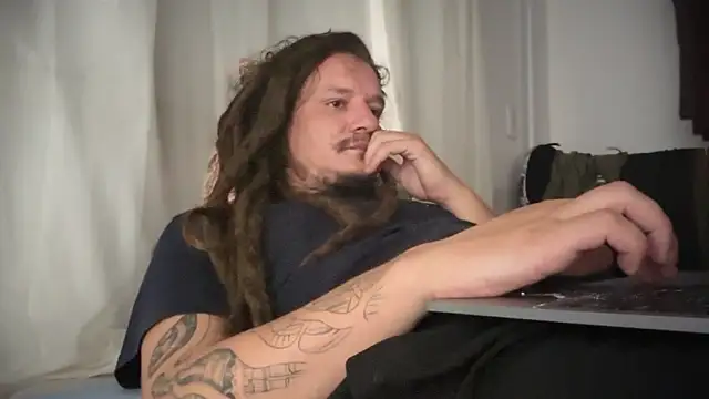 jjjmlz182 online show from February 11, 9:14 am