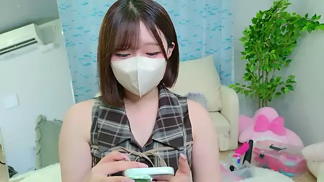 Saki chanF online show from June 7, 4:05 am