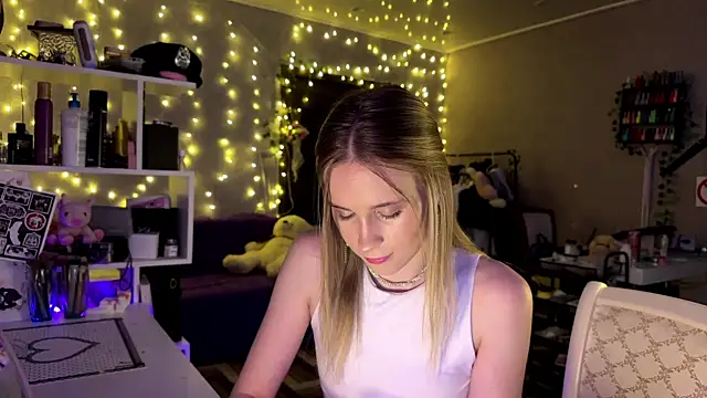 amily sunray online show from February 25, 2:16 pm