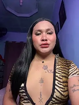 hollynicole online show from June 22, 1:19 pm