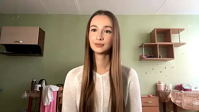 LacieHelaire online show from February 15, 10:36 am