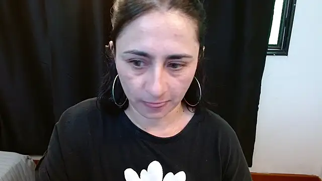 Snapshot of lincebdsm chatting on December 4, 8:50 pm lincebdsm online show from December 4, 8:50 pm