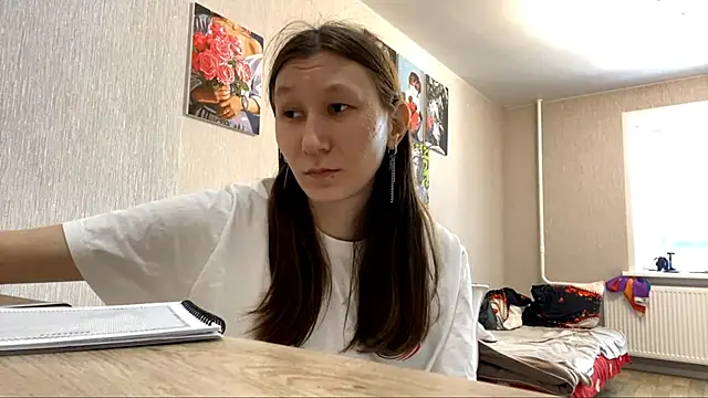 KeshiaMumme online show from February 12, 9:15 am