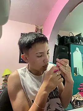 alejandrodsds online show from February 8, 4:21 pm