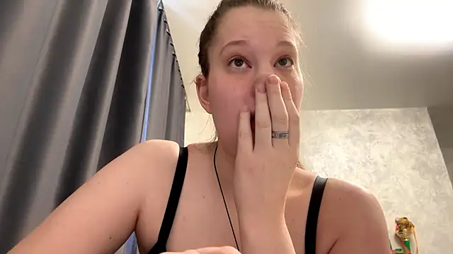 Lunexia Kysstoria online show from February 23, 4:21 am