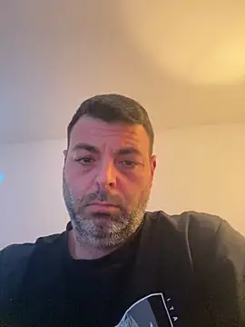 comotudeses online show from February 8, 4:43 pm