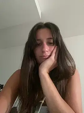 walquii online show from February 11, 10:04 pm