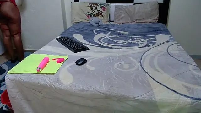 Snapshot of VeronaDimexx chatting on March 12, 9:21 pm VeronaDimexx online show from March 12, 9:21 pm