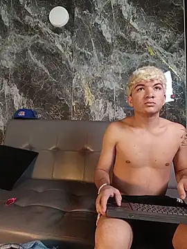 Snapshot of VelvetPassion chatting on March 16, 6:56 pm VelvetPassion online show from March 16, 6:56 pm