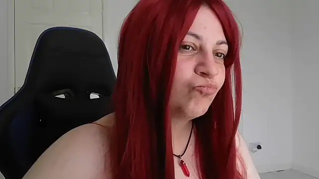 Snapshot of BBWMomma chatting on April 14, 4:13 pm BBWMomma online show from April 14, 4:13 pm