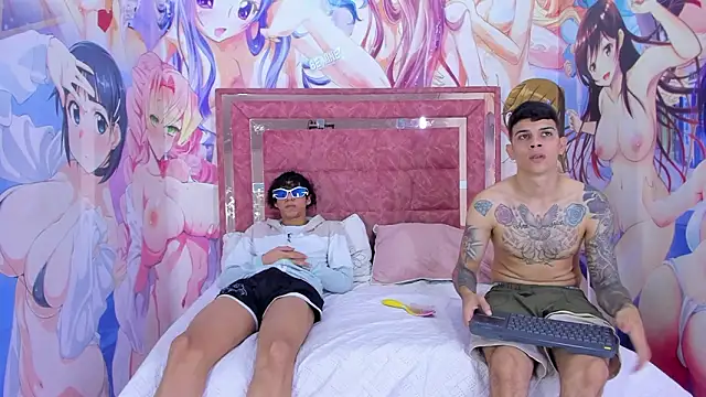 Snapshot of Adventurous_Boys chatting on March 7, 6:16 pm Adventurous Boys online show from March 7, 6:16 pm