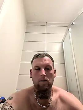 dave32000 online show from April 7, 10:31 pm