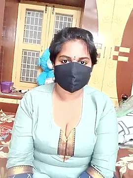 Snapshot of telugupriya__ chatting on February 20, 2:39 pm telugupriya online show from February 20, 2:39 pm