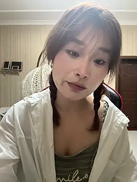 Snapshot of A-cola chatting on March 14, 11:15 am A-cola online show from March 14, 11:15 am