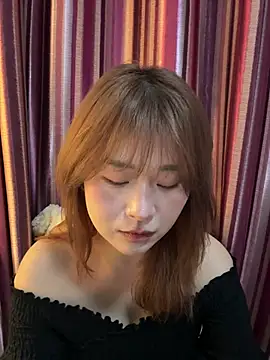 Snapshot of A-cola chatting on March 15, 10:54 am A-cola online show from March 15, 10:54 am