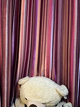 Snapshot of A-cola chatting on March 20, 7:35 am A-cola online show from March 20, 7:35 am