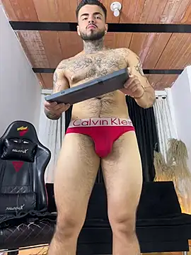 Benjii Carter1 online show from May 8, 2:17 am