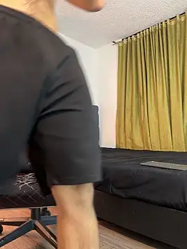 Benjii Carter1 online show from June 20, 1:09 am