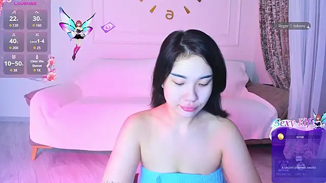 Snapshot of sexaxion_lee chatting on March 3, 8:26 pm sexaxion lee online show from March 3, 8:26 pm