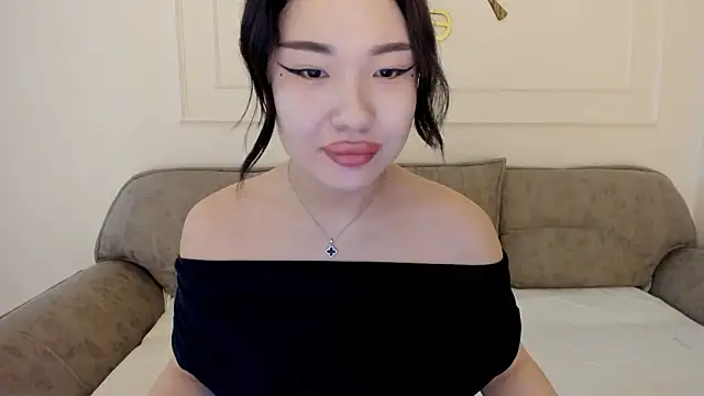 Snapshot of sexaxion_lee chatting on March 11, 8:48 pm sexaxion lee online show from March 11, 8:48 pm