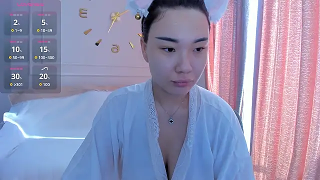 Snapshot of sexaxion_lee chatting on March 18, 5:21 am sexaxion lee online show from March 18, 5:21 am