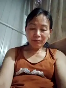 Snapshot of Kiss_love2 chatting on June 9, 2:50 pm Kiss love2 online show from June 9, 2:50 pm