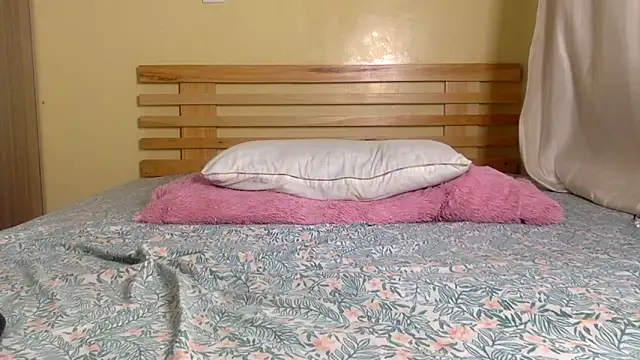 Snapshot of Spicycindy123 chatting on March 9, 12:14 am Spicycindy123 online show from March 9, 12:14 am