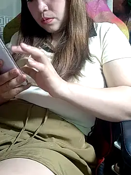 Snapshot of yun_2006 chatting on March 25, 2:23 pm yun 2006 online show from March 25, 2:23 pm